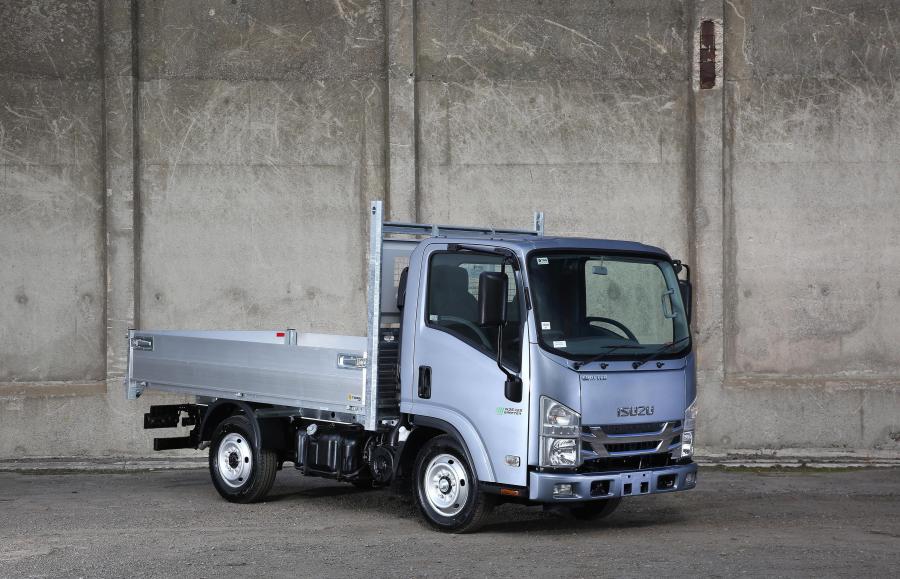  Isuzu Grafter N35.125 4x2 Tipper 2016 года  (UK) (фото 1 из 2)